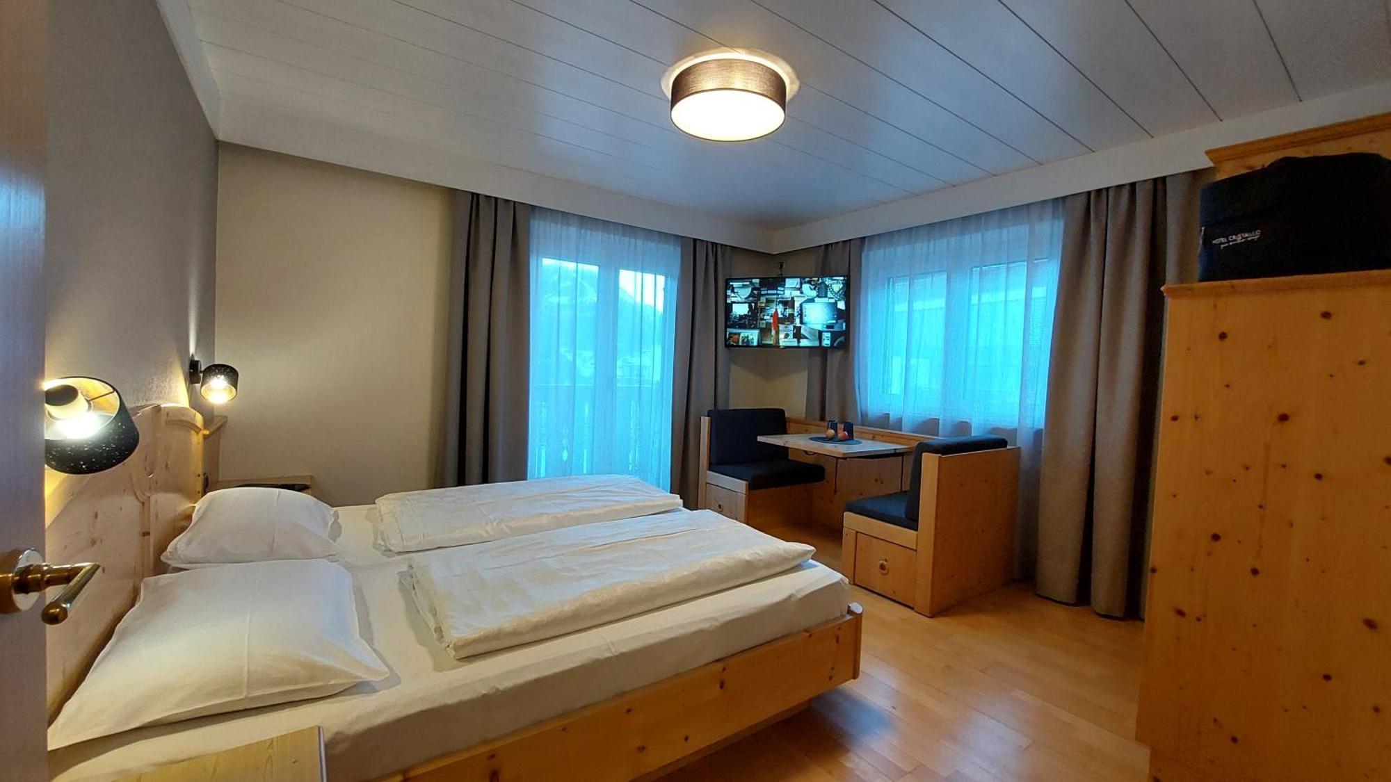 Hotel Cristallo Santa Cristina Val Gardena 外观 照片